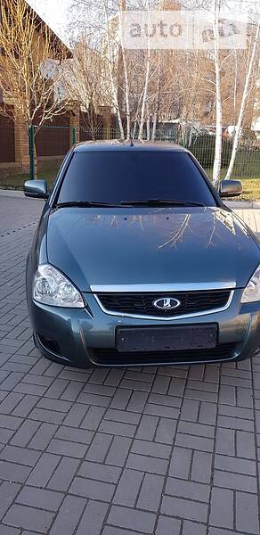 Хетчбек ВАЗ / Lada 2172 Priora 2011 в Запоріжжі