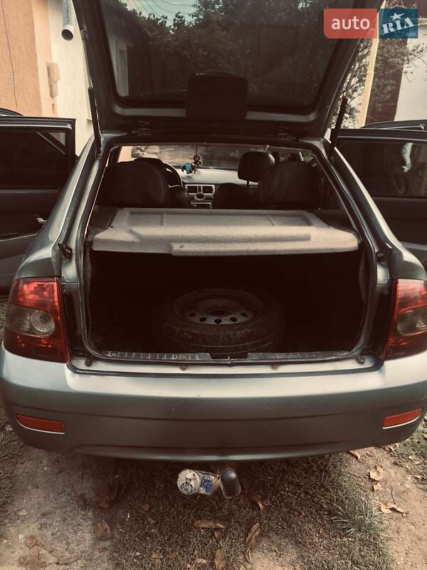 Хэтчбек ВАЗ / Lada 2172 Priora 2008 в Гнивани