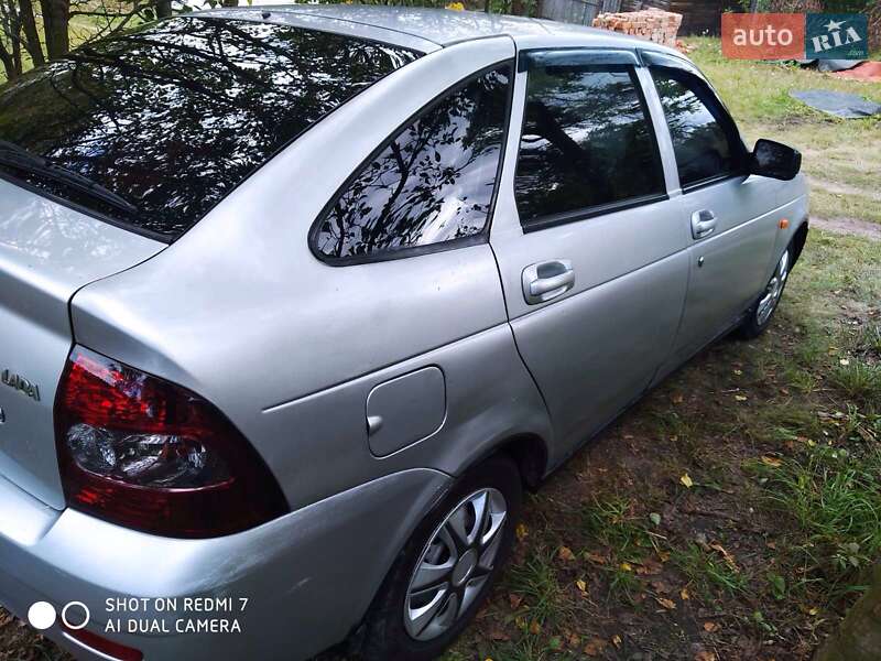 Хэтчбек ВАЗ / Lada 2172 Priora 2008 в Харькове