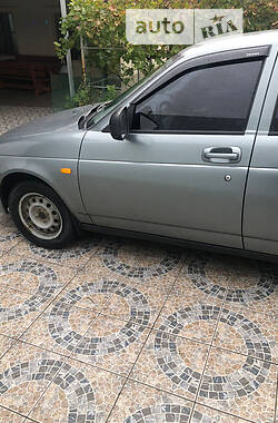 Хэтчбек ВАЗ 2172 Priora 2012 в 