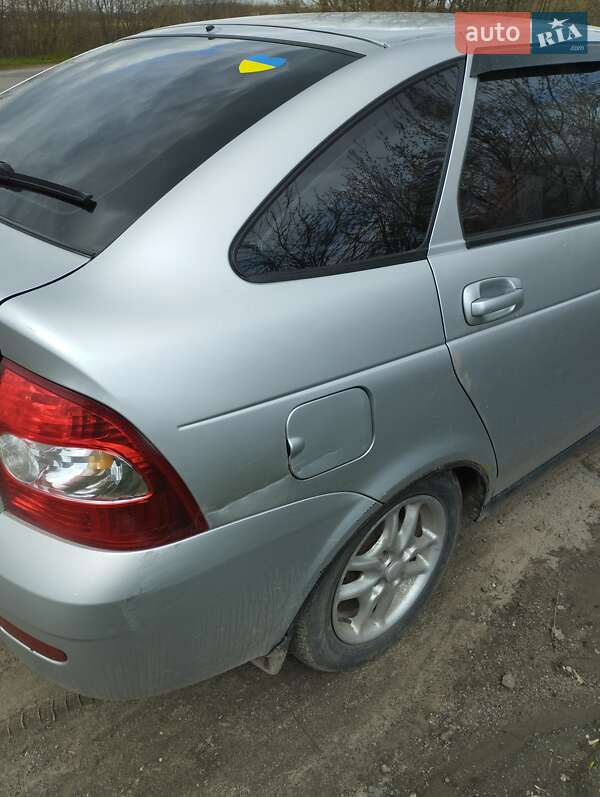Хетчбек ВАЗ / Lada 2172 Priora 2008 в Вінниці фото 5 Хетчбек ВАЗ / Lada 2172 Priora 2008 в Вінниці