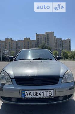 Хэтчбек ВАЗ 2172 Priora 2008 в 
