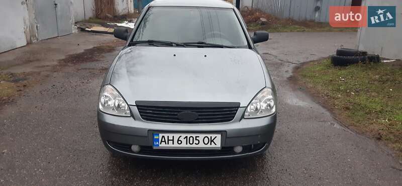 Хэтчбек ВАЗ / Lada 2172 Priora 2008 в Кременчуге
