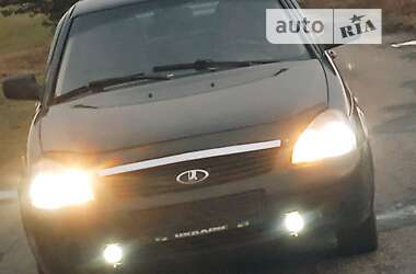 Хэтчбек ВАЗ 2172 Priora 2008 в 