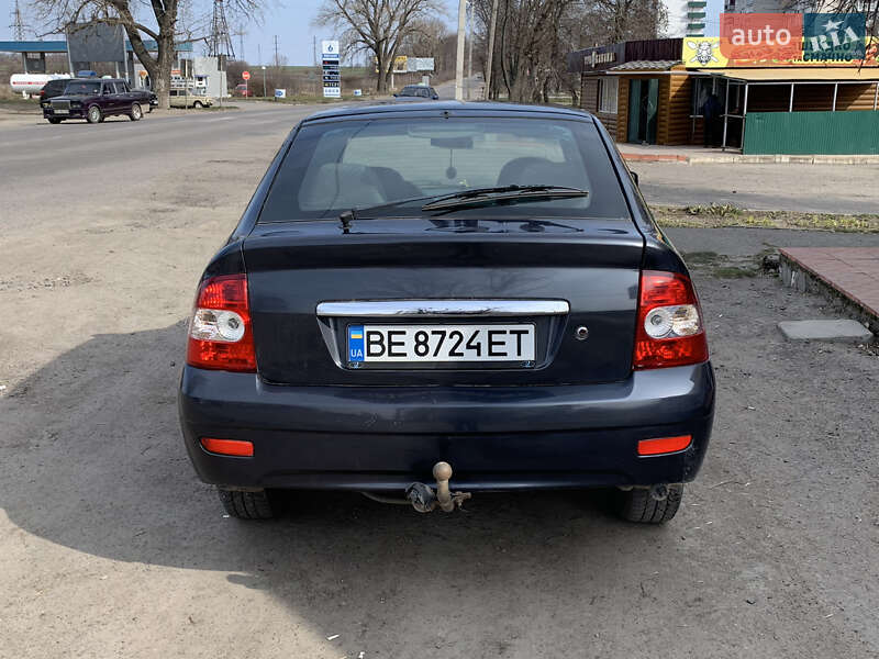 Хэтчбек ВАЗ / Lada 2172 Priora 2008 в Первомайске