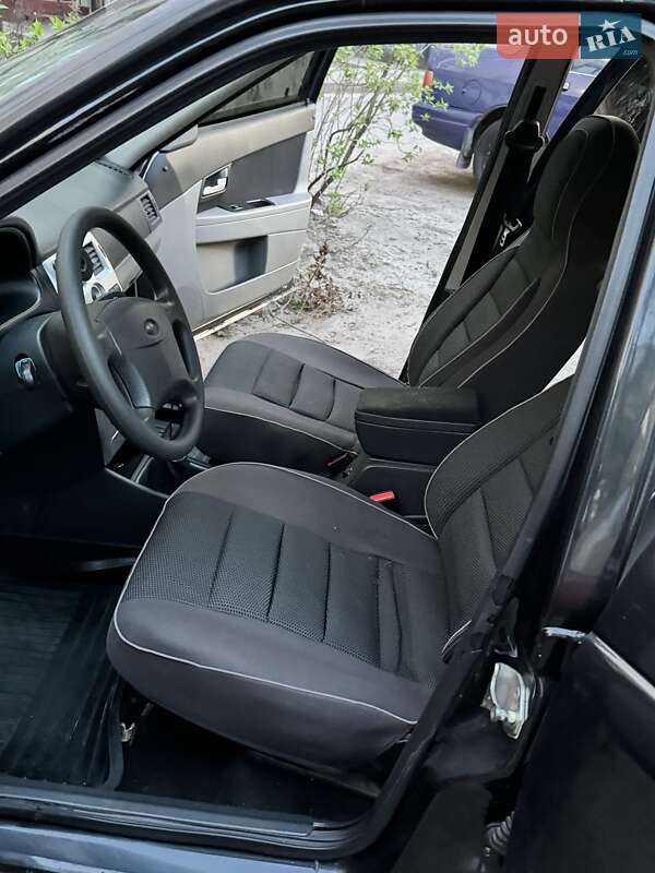 Хэтчбек ВАЗ / Lada 2172 Priora 2008 в Каменском