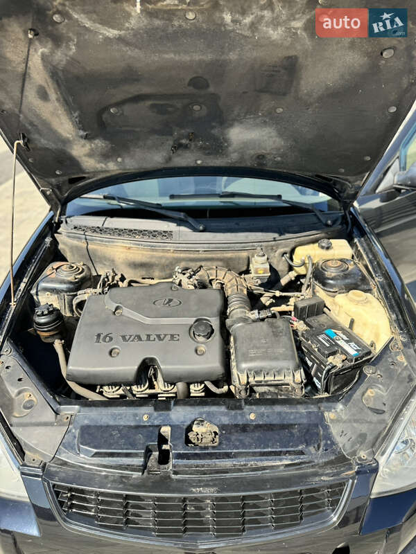 Хэтчбек ВАЗ / Lada 2172 Priora 2008 в Киеве