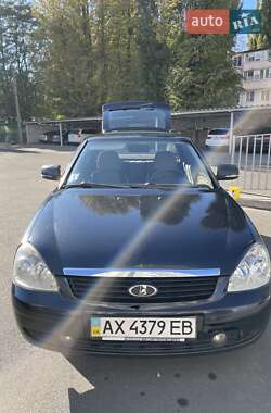 Хэтчбек ВАЗ 2172 Priora 2008 в 