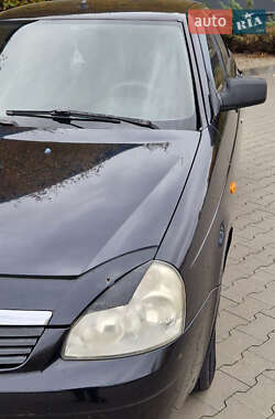 Хэтчбек ВАЗ 2172 Priora 2010 в 