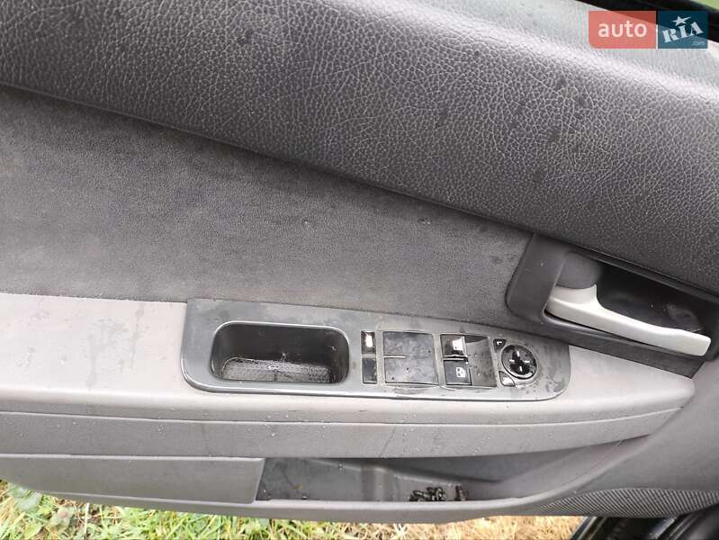 Хетчбек ВАЗ / Lada 2172 Priora 2008 в Калуші