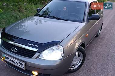 Хетчбек ВАЗ 2172 Priora 2008 в Житомирі
