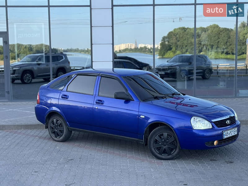 Хетчбек ВАЗ / Lada 2172 Priora 2010 в Хмельницькому
