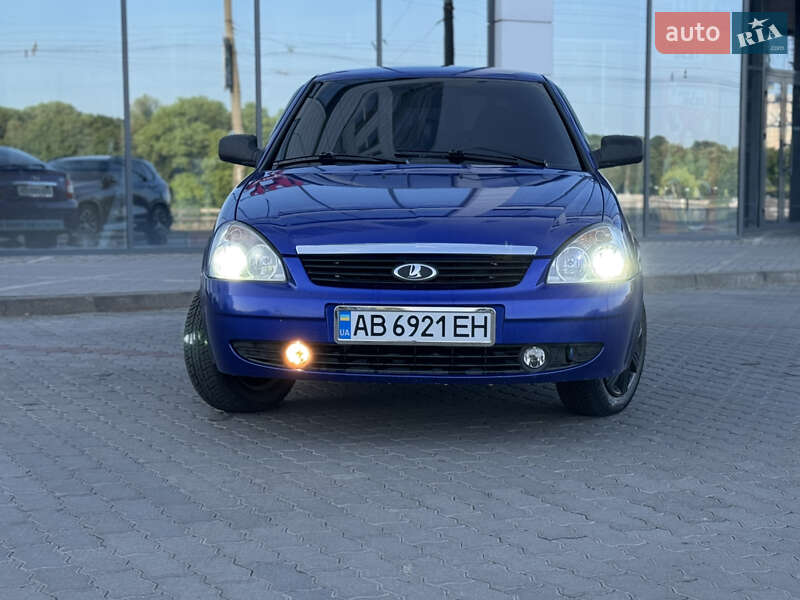 Хетчбек ВАЗ / Lada 2172 Priora 2010 в Хмельницькому