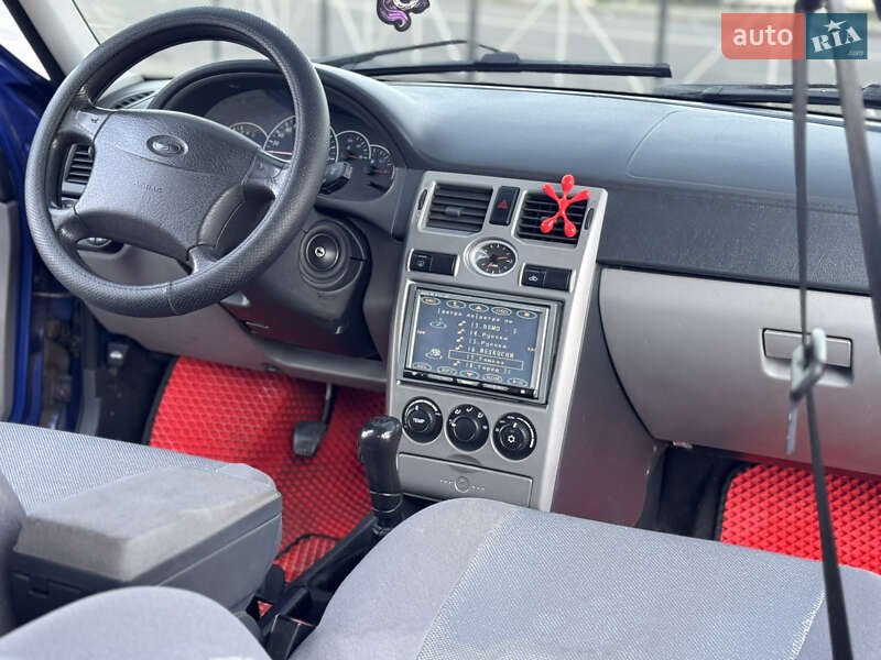 Хетчбек ВАЗ / Lada 2172 Priora 2010 в Хмельницькому