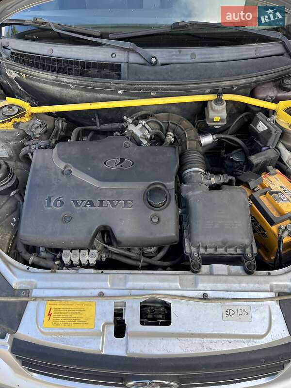 Хетчбек ВАЗ / Lada 2172 Priora 2008 в Красилові