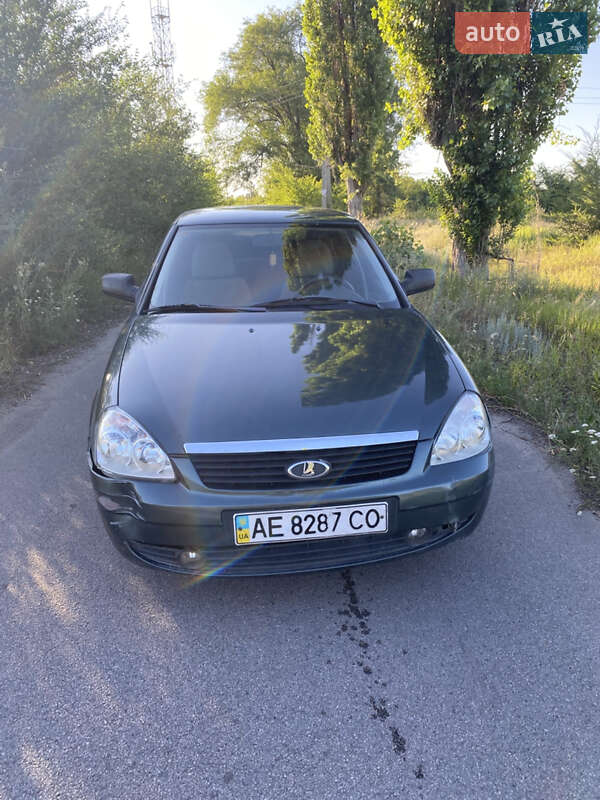 Хэтчбек ВАЗ / Lada 2172 Priora 2008 в Днепре