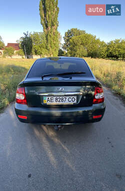 Хэтчбек ВАЗ 2172 Priora 2008 в 