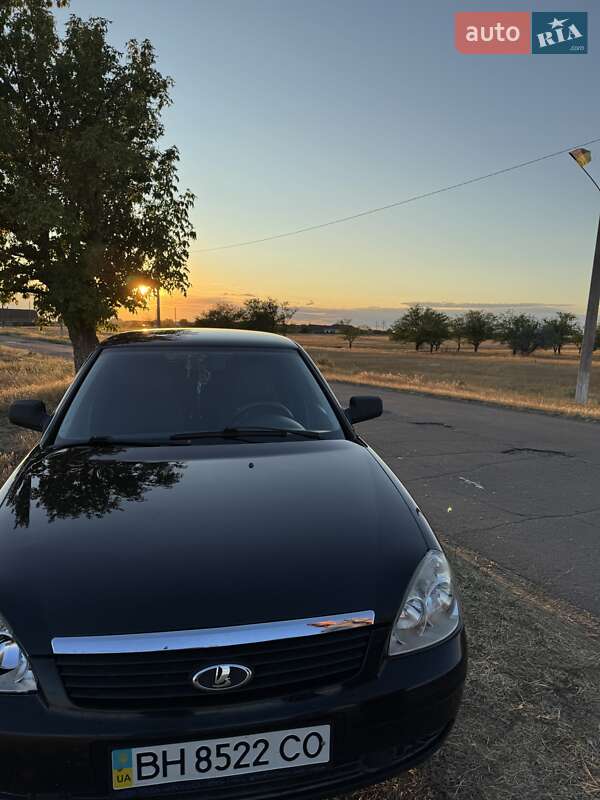 Хэтчбек ВАЗ / Lada 2172 Priora 2010 в Измаиле