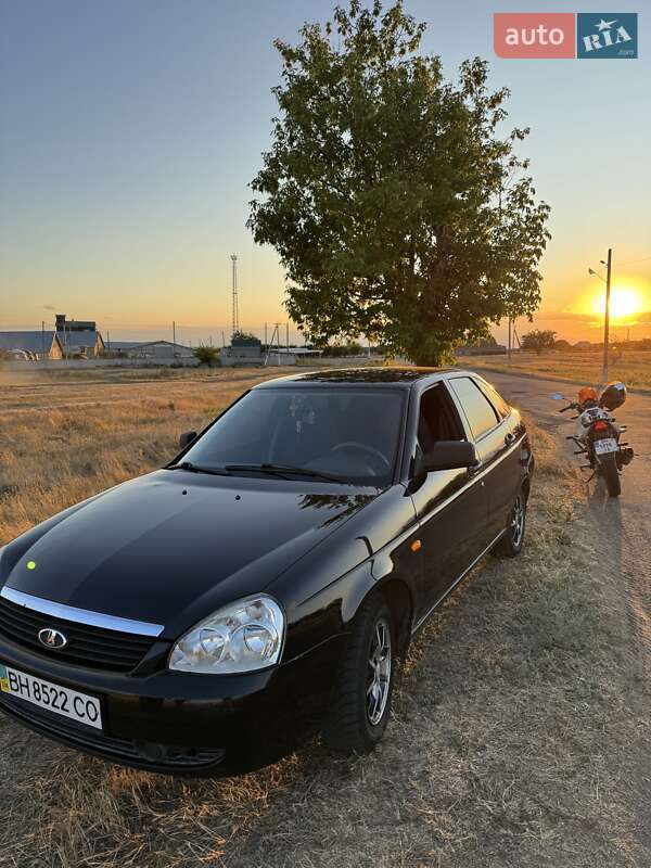 Хэтчбек ВАЗ / Lada 2172 Priora 2010 в Измаиле