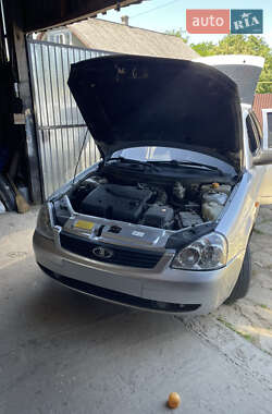 Хэтчбек ВАЗ 2172 Priora 2008 в 