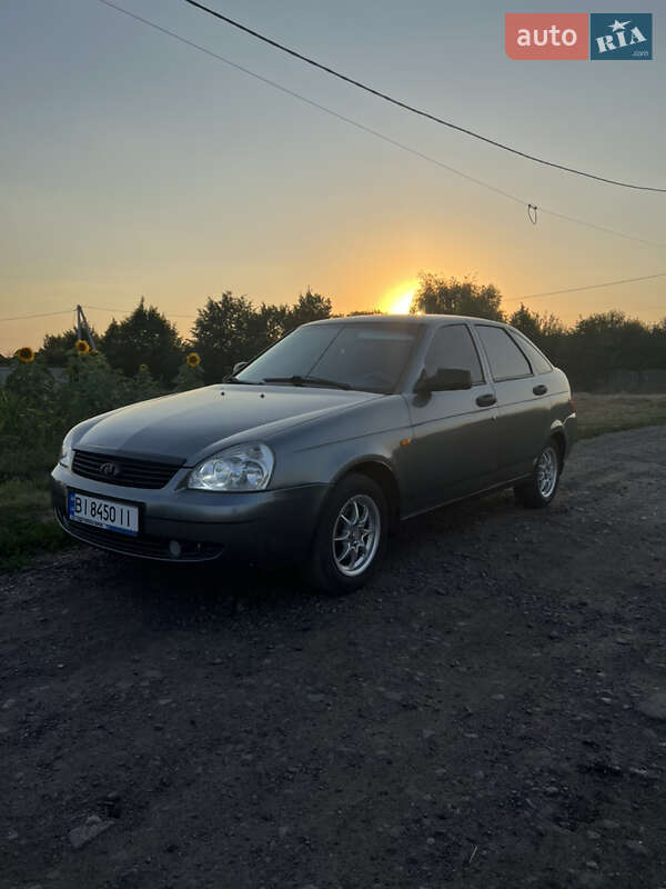 Хэтчбек ВАЗ 2172 Priora 2008 в 