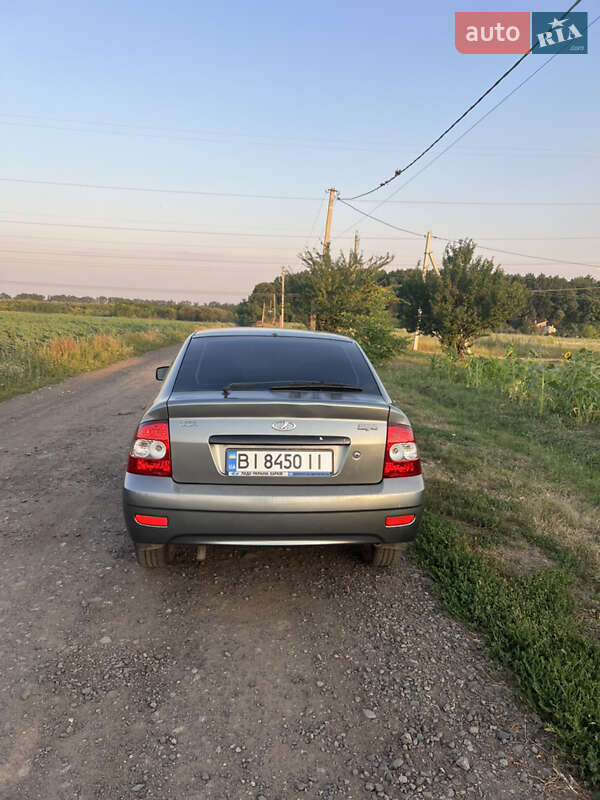 Хэтчбек ВАЗ / Lada 2172 Priora 2008 в Полтаве