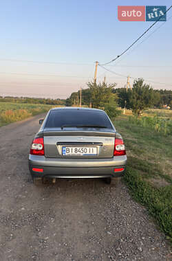 Хэтчбек ВАЗ 2172 Priora 2008 в 