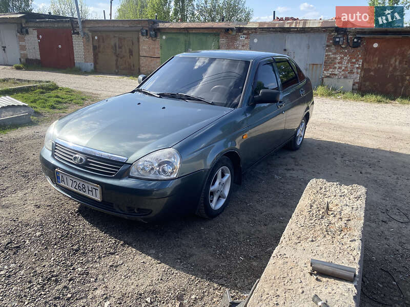 Хэтчбек ВАЗ / Lada 2172 Priora 2008 в Белой Церкви