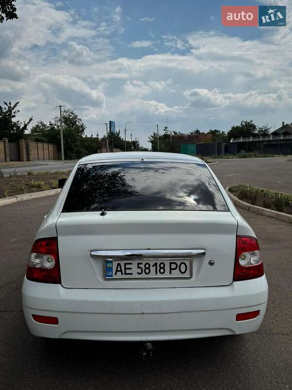 Хэтчбек ВАЗ / Lada 2172 Priora 2008 в Кривом Роге