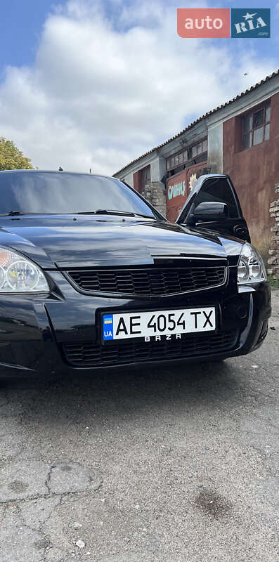 Хэтчбек ВАЗ / Lada 2172 Priora 2012 в Павлограде