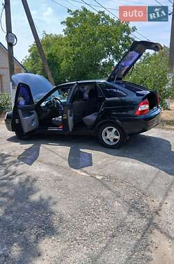 Хэтчбек ВАЗ 2172 Priora 2008 в 