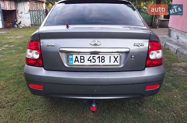 Хэтчбек ВАЗ 2172 Priora 2011 в 