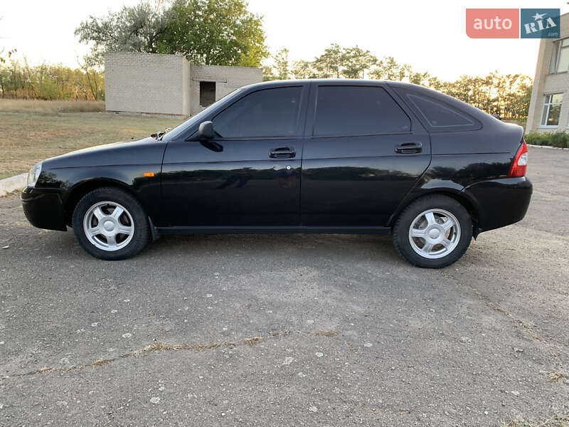 Хэтчбек ВАЗ / Lada 2172 Priora 2008 в Бобринце