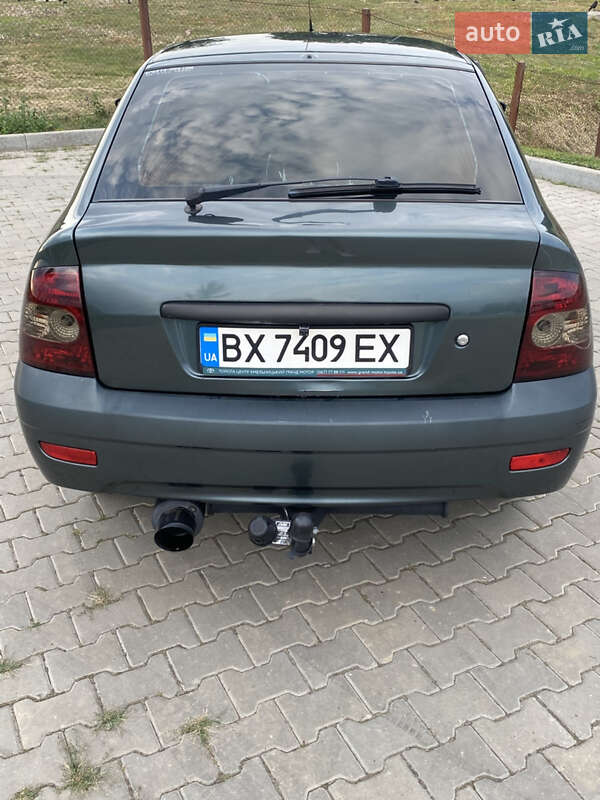 Хэтчбек ВАЗ / Lada 2172 Priora 2011 в Красилове