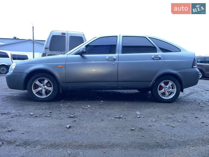 Хетчбек ВАЗ / Lada 2172 Priora 2009 в Броварах