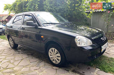 Хэтчбек ВАЗ 2172 Priora 2008 в 