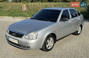 Хэтчбек ВАЗ 2172 Priora 2008 в 