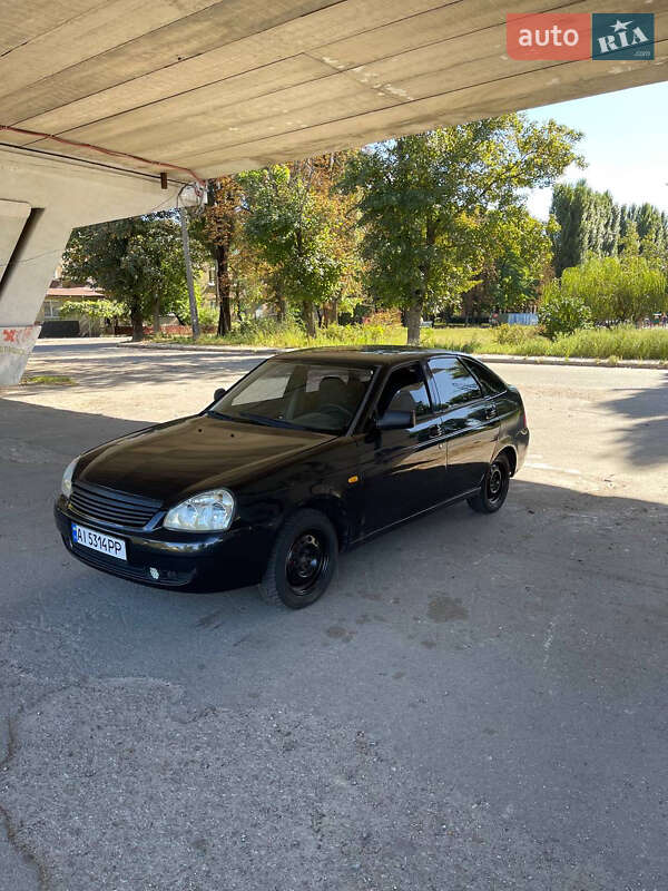 Хэтчбек ВАЗ / Lada 2172 Priora 2008 в Киеве