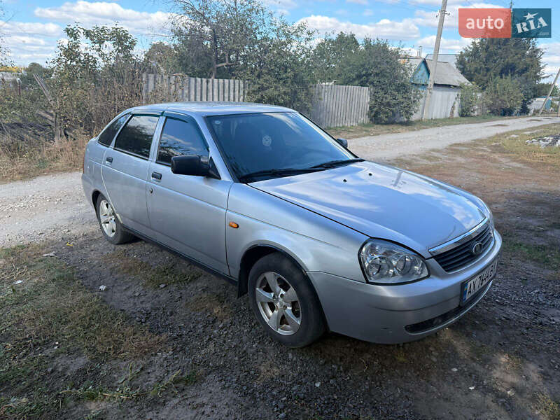 Хетчбек ВАЗ 2172 Priora 2008 в 