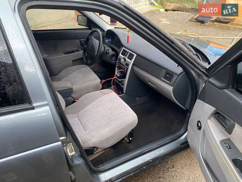 Хетчбек ВАЗ / Lada 2172 Priora 2008 в Чорткові