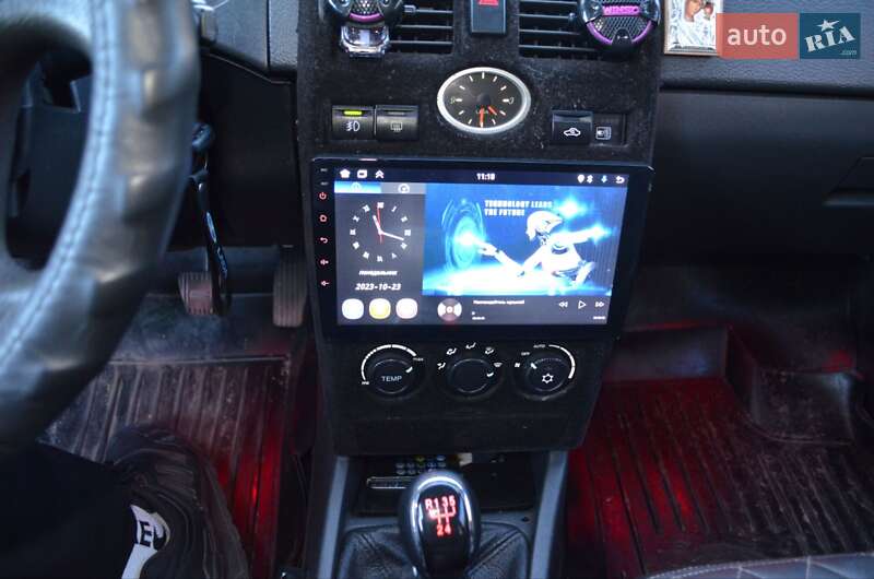 Хэтчбек ВАЗ / Lada 2172 Priora 2012 в Черновцах фото 12 Хэтчбек ВАЗ / Lada 2172 Priora 2012 в Черновцах