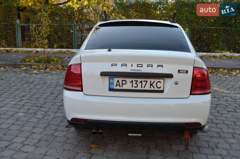 Хэтчбек ВАЗ / Lada 2172 Priora 2012 в Черновцах фото 16 Хэтчбек ВАЗ / Lada 2172 Priora 2012 в Черновцах