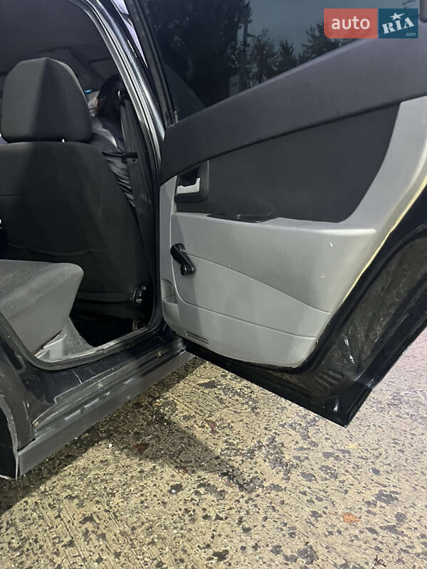 Хетчбек ВАЗ / Lada 2172 Priora 2008 в Києві фото 16 Хетчбек ВАЗ / Lada 2172 Priora 2008 в Києві