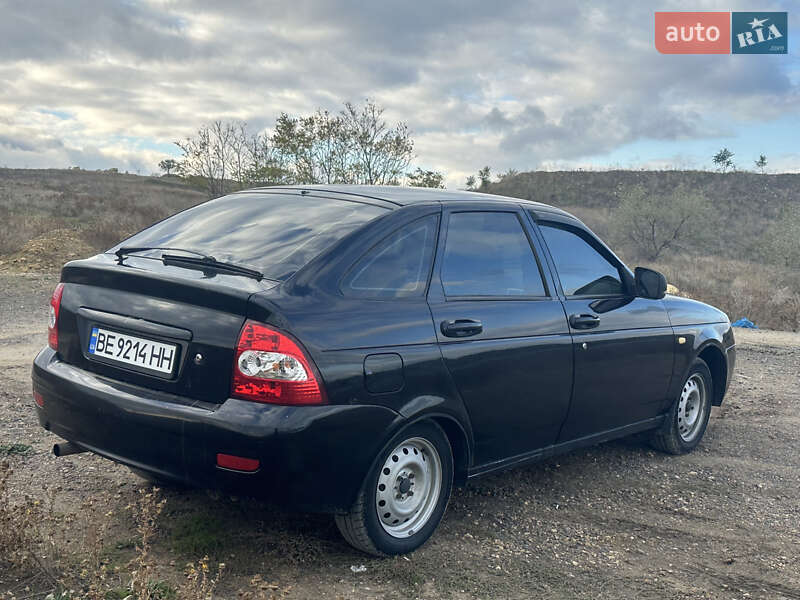 Хэтчбек ВАЗ / Lada 2172 Priora 2008 в Новой Одессе фото 2 Хэтчбек ВАЗ / Lada 2172 Priora 2008 в Новой Одессе