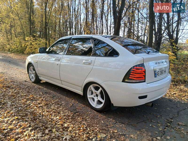 Хэтчбек ВАЗ / Lada 2172 Priora 2013 в Днепре фото 9 Хэтчбек ВАЗ / Lada 2172 Priora 2013 в Днепре