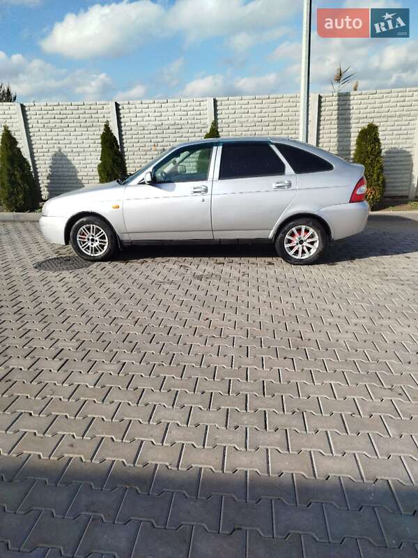 Хэтчбек ВАЗ / Lada 2172 Priora 2009 в Днепре