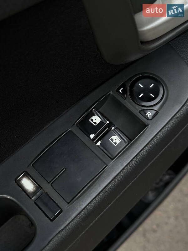 Хэтчбек ВАЗ / Lada 2172 Priora 2012 в Киеве