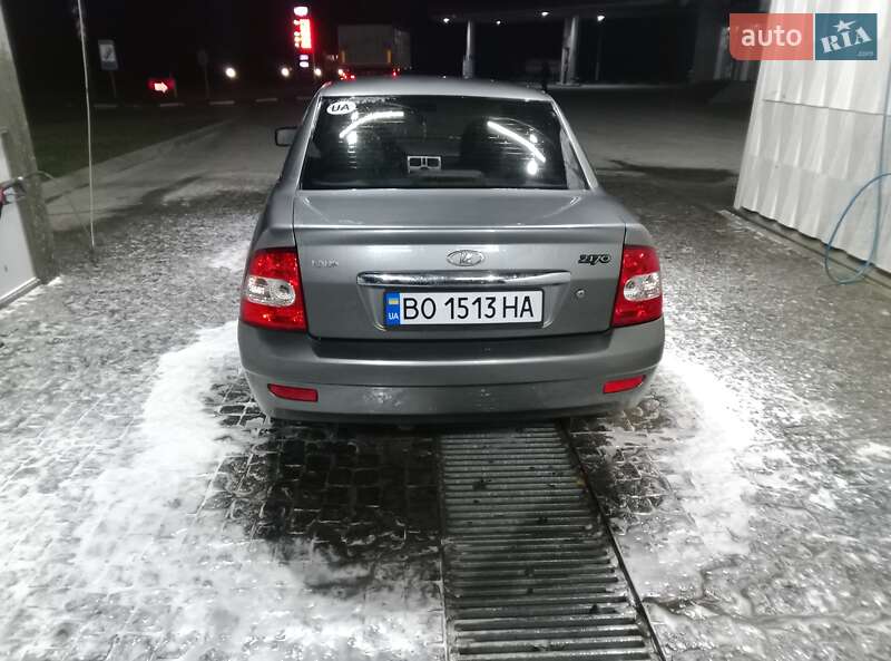 Хетчбек ВАЗ / Lada 2172 Priora 2008 в Чорткові