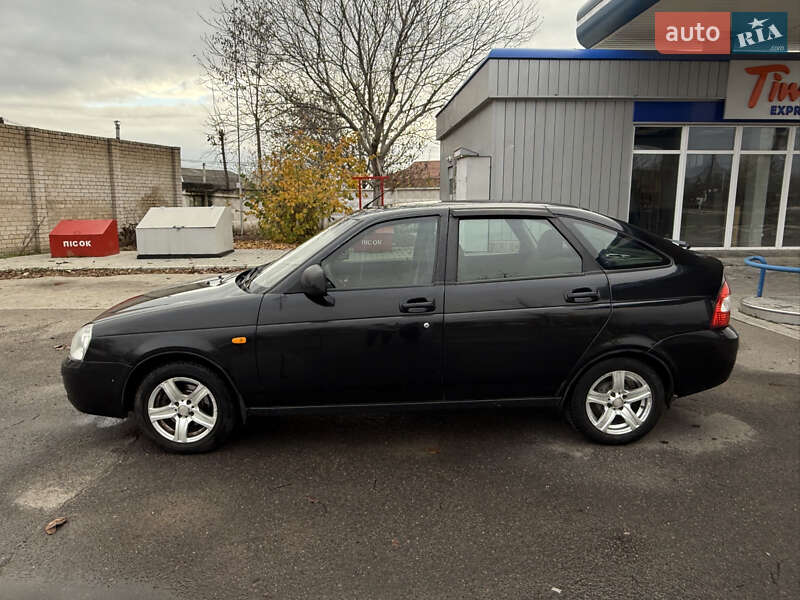 Хэтчбек ВАЗ / Lada 2172 Priora 2013 в Первомайске фото 3 Хэтчбек ВАЗ / Lada 2172 Priora 2013 в Первомайске