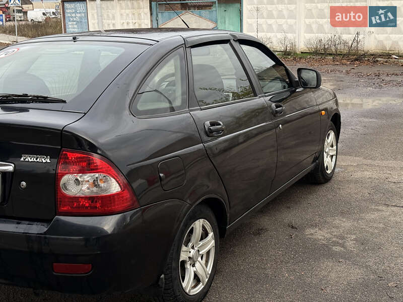 Хэтчбек ВАЗ / Lada 2172 Priora 2013 в Первомайске фото 13 Хэтчбек ВАЗ / Lada 2172 Priora 2013 в Первомайске